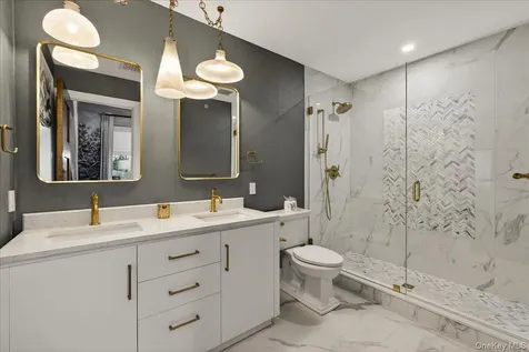 122 Regent Street Call Listing Agent NY 12866
