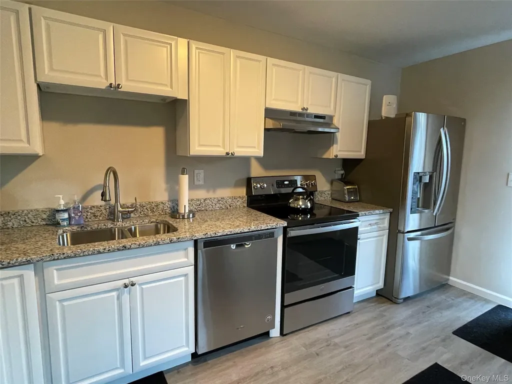 3384 Route 52 Stormville NY 12582