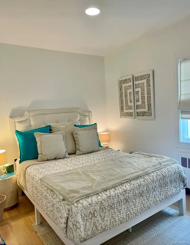 2174 Bay Boulevard Atlantic Beach NY 11509