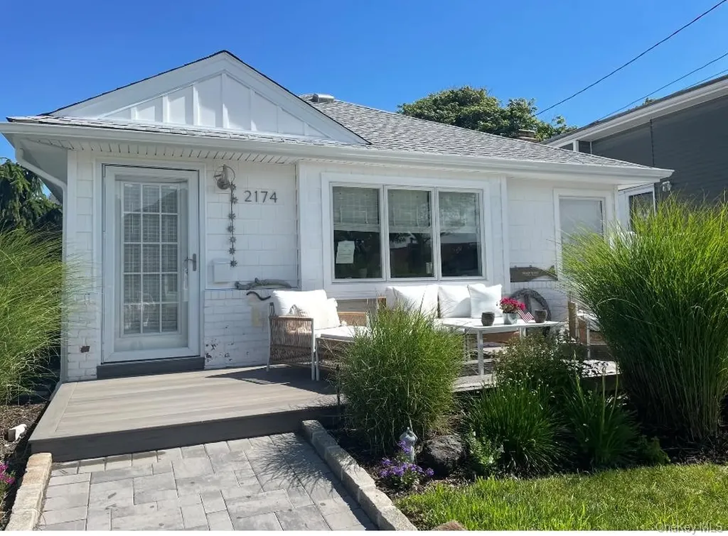 2174 Bay Boulevard Atlantic Beach NY 11509