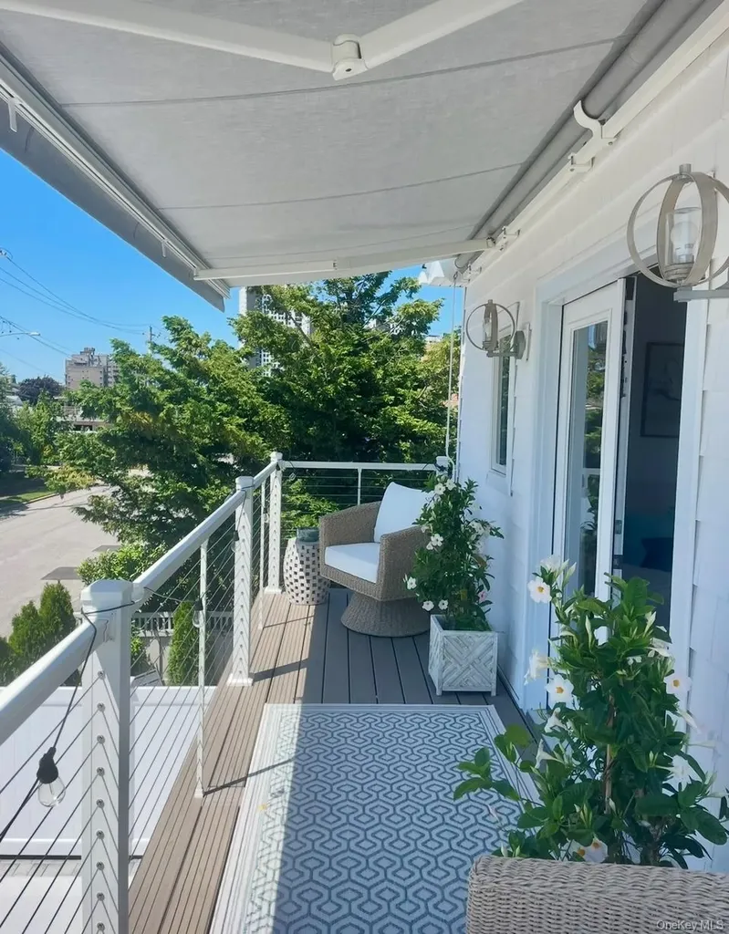 2174 Bay Boulevard Atlantic Beach NY 11509