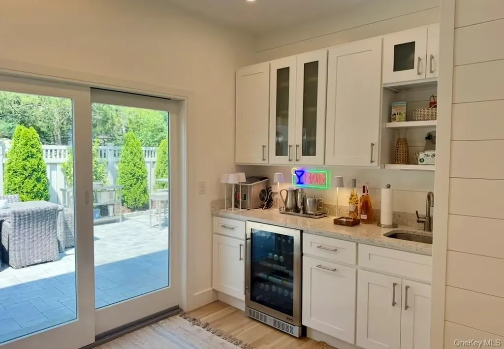 2174 Bay Boulevard Atlantic Beach NY 11509