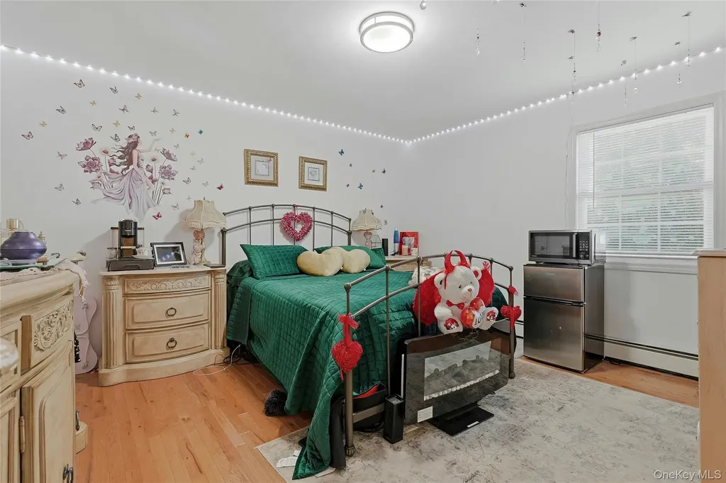 87 Root Avenue Central Islip NY 11722