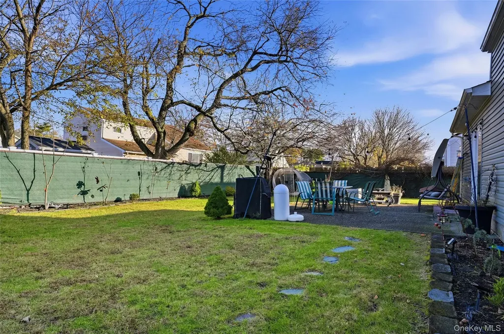 87 Root Avenue Central Islip NY 11722