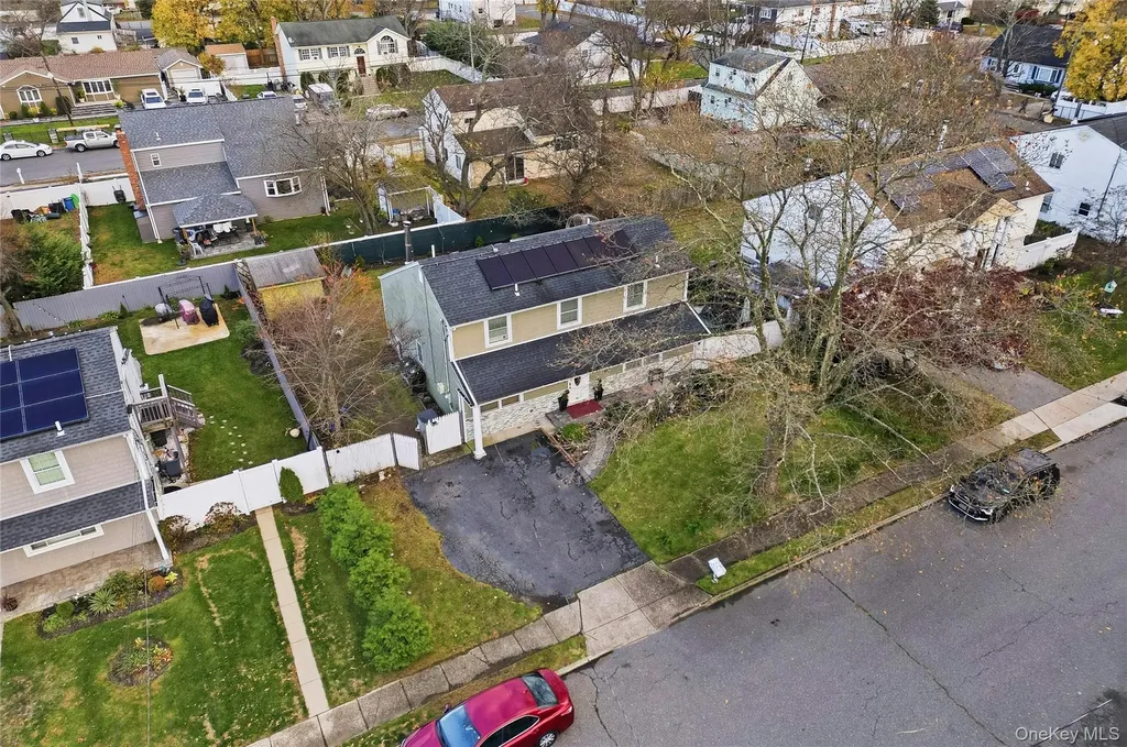 87 Root Avenue Central Islip NY 11722