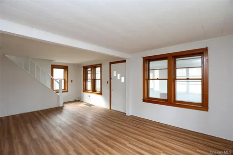 30 Pettit Avenue Kingston NY 12401