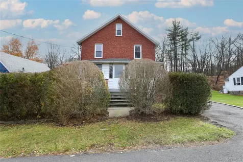 30 Pettit Avenue Kingston NY 12401