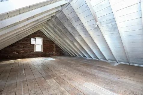 30 Pettit Avenue Kingston NY 12401