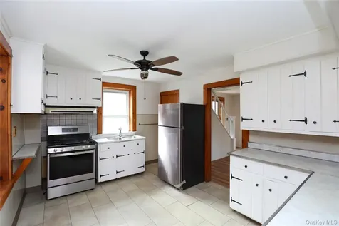 30 Pettit Avenue Kingston NY 12401