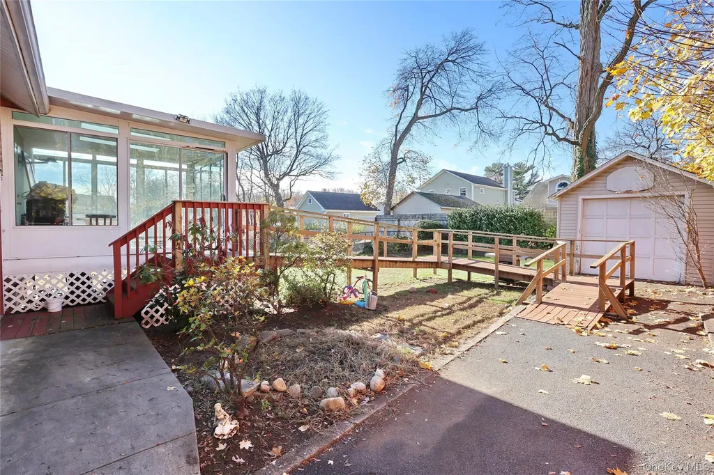 25 Rockland Terrace Suffern NY 10901