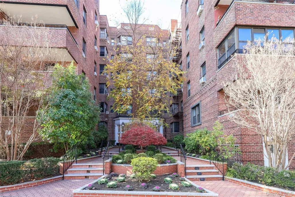 69-40 Yellowstone Boulevard Forest Hills NY 11375
