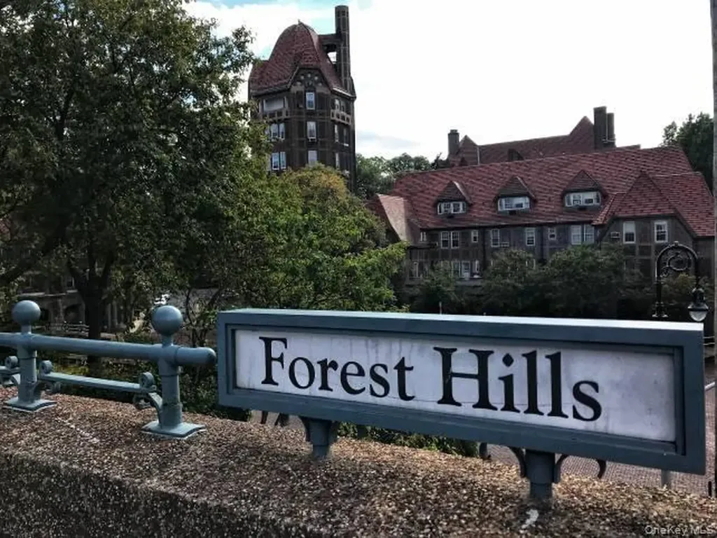 69-40 Yellowstone Boulevard Forest Hills NY 11375