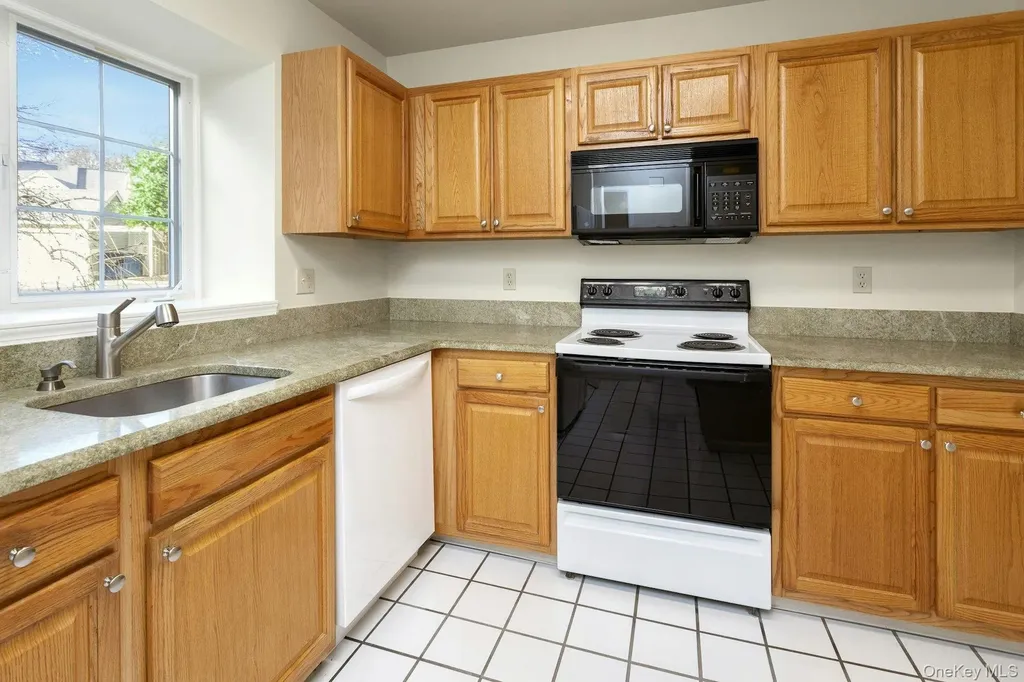 5603 Applewood Circle Carmel NY 10512