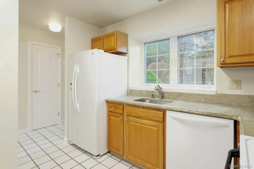 5603 Applewood Circle Carmel NY 10512