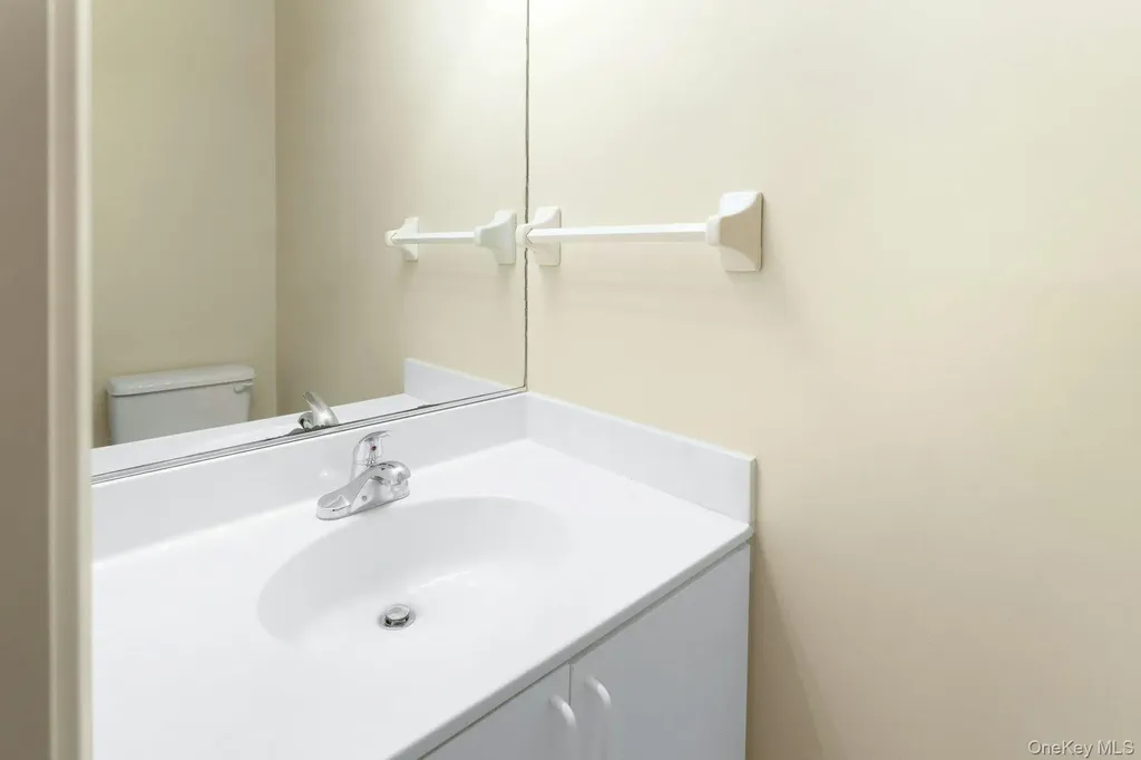 5603 Applewood Circle Carmel NY 10512