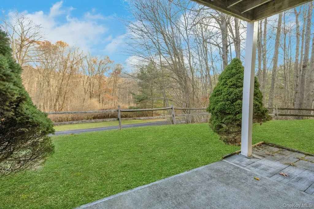 5603 Applewood Circle Carmel NY 10512