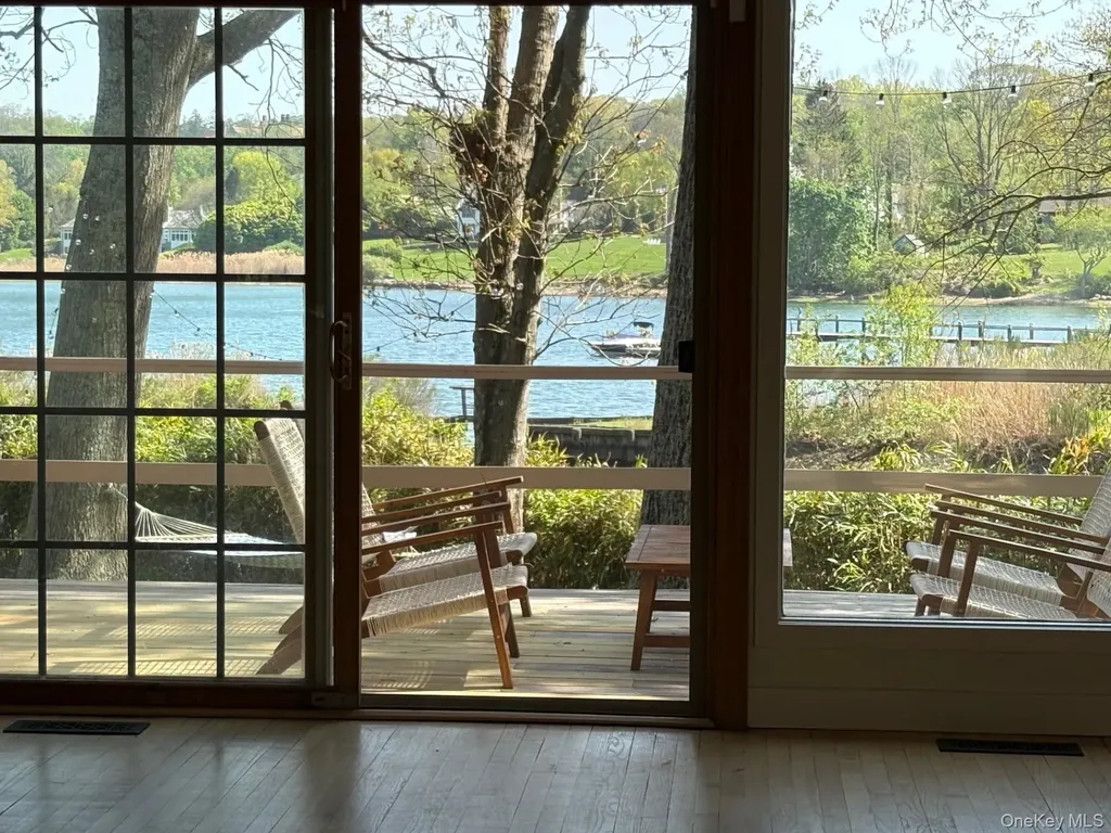 1 Pine Point Lloyd Harbor NY 11743
