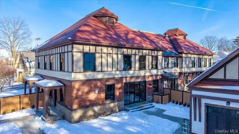 122 Regent Street Call Listing Agent NY 12866