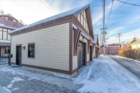 122 Regent Street Call Listing Agent NY 12866
