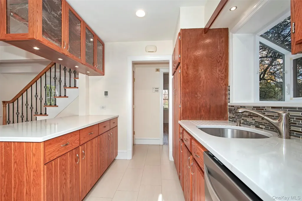 17 Haven Avenue Rye NY 10580