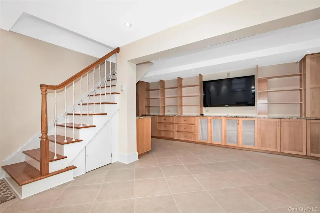 17 Haven Avenue Rye NY 10580