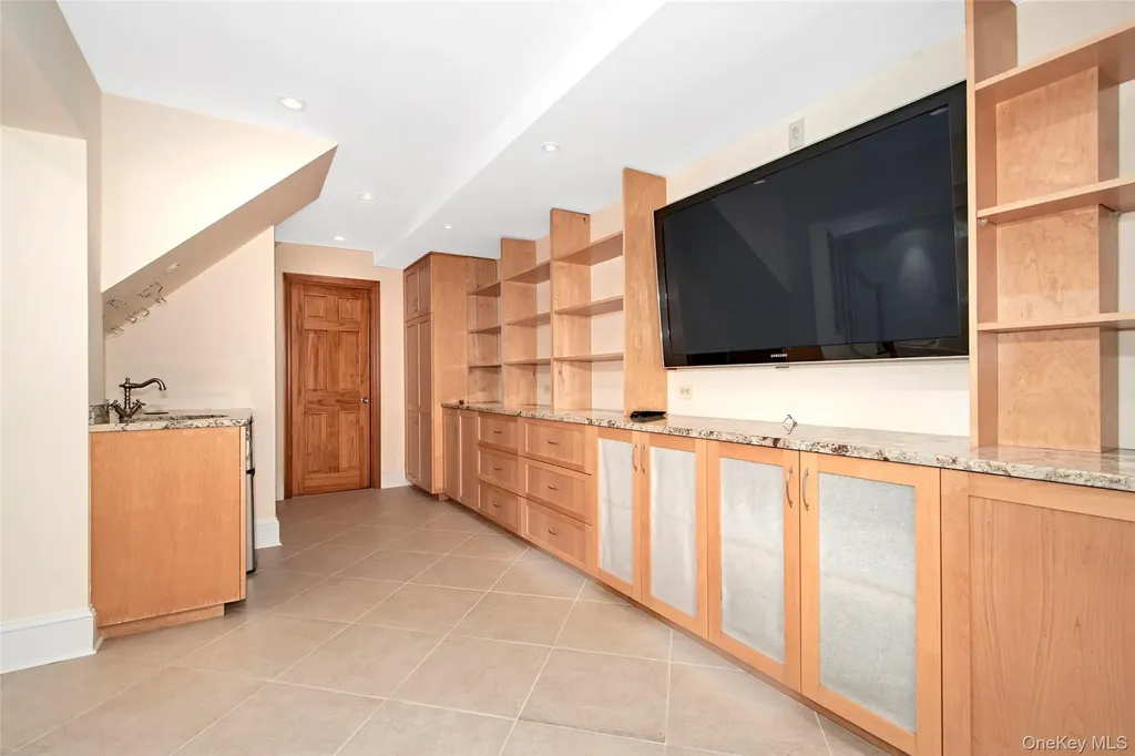 17 Haven Avenue Rye NY 10580