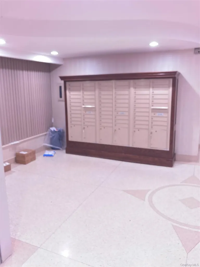 62-59 108 Forest Hills NY 11375
