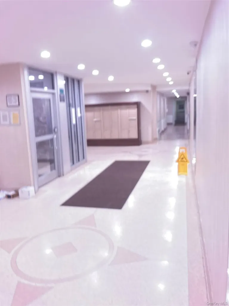 62-59 108 Forest Hills NY 11375