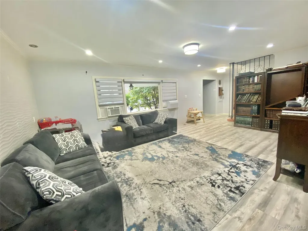 107 Baker Hill Road Great Neck NY 11023