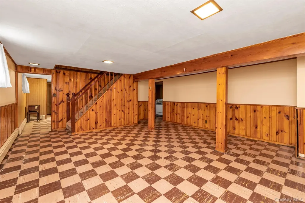 215 Sheridan Boulevard Mineola NY 11501