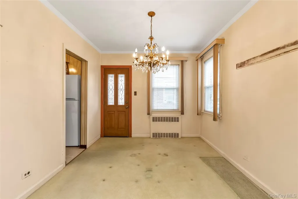 215 Sheridan Boulevard Mineola NY 11501