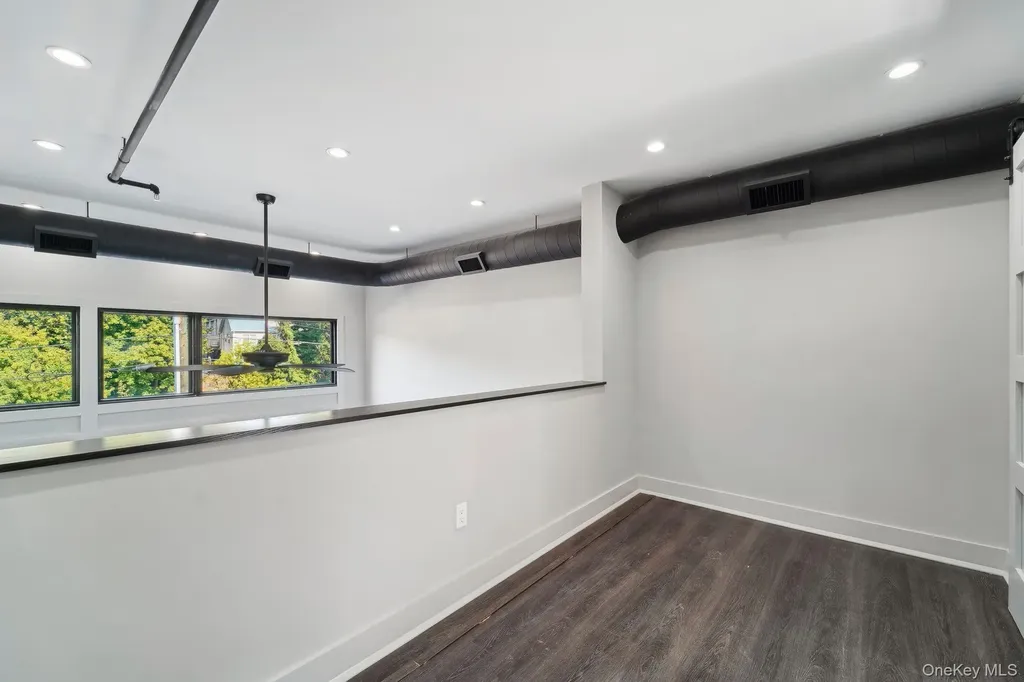 172 E Prospect Avenue Mamaroneck NY 10543