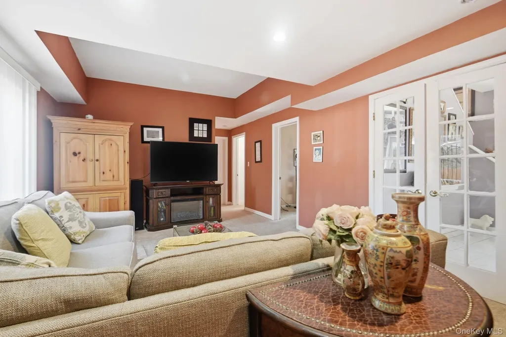 25 Degarmo Road Poughkeepsie NY 12603