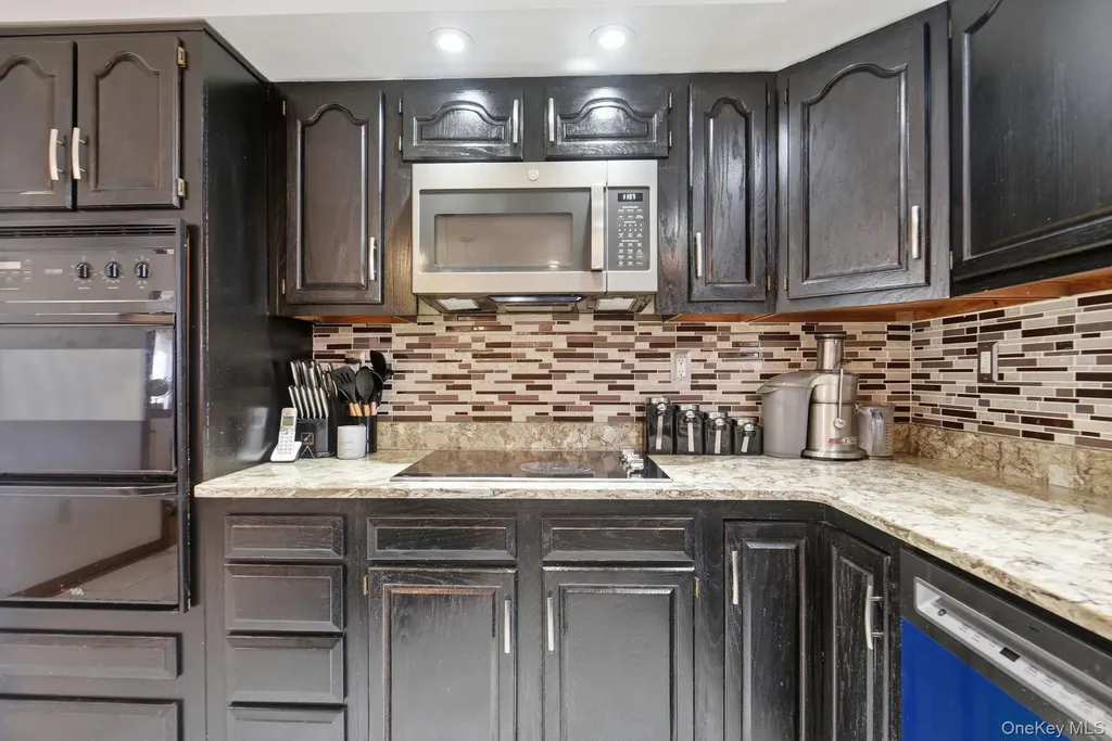 25 Degarmo Road Poughkeepsie NY 12603