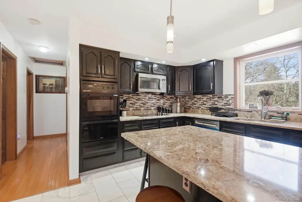 25 Degarmo Road Poughkeepsie NY 12603
