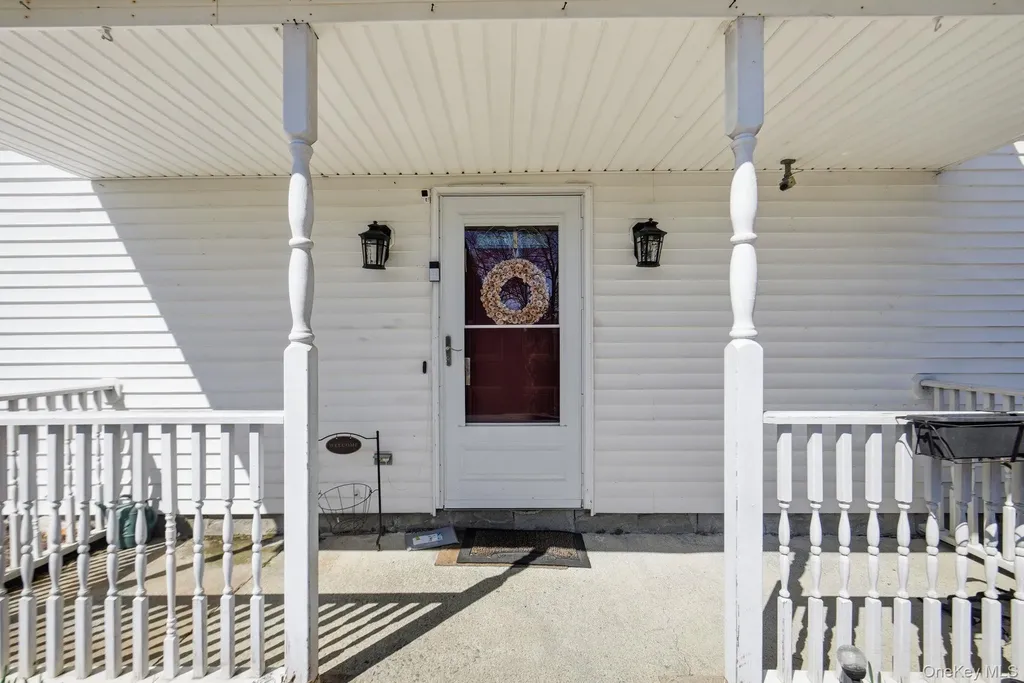 25 Degarmo Road Poughkeepsie NY 12603