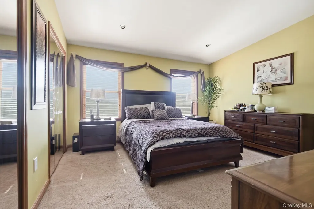 25 Degarmo Road Poughkeepsie NY 12603