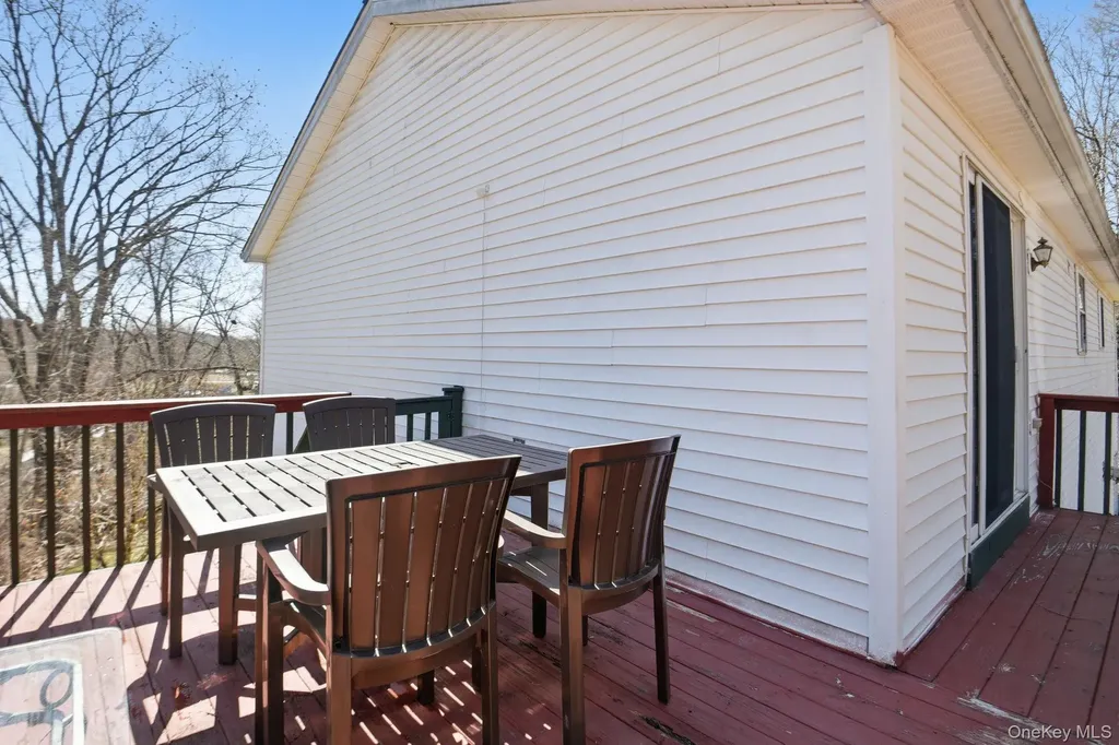 25 Degarmo Road Poughkeepsie NY 12603