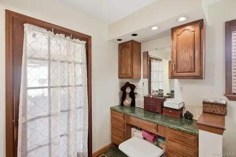 25 Degarmo Road Poughkeepsie NY 12603