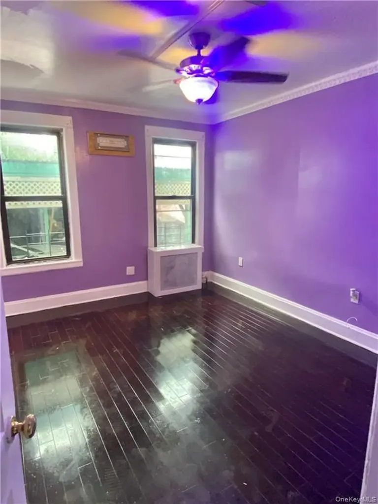732 E 223rd Street Bronx NY 10466