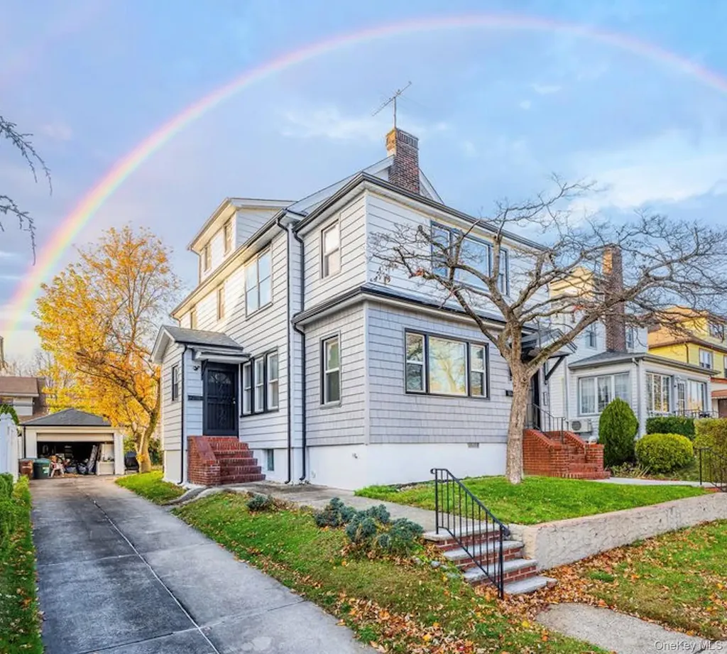 4116 169th Street Flushing NY 11358