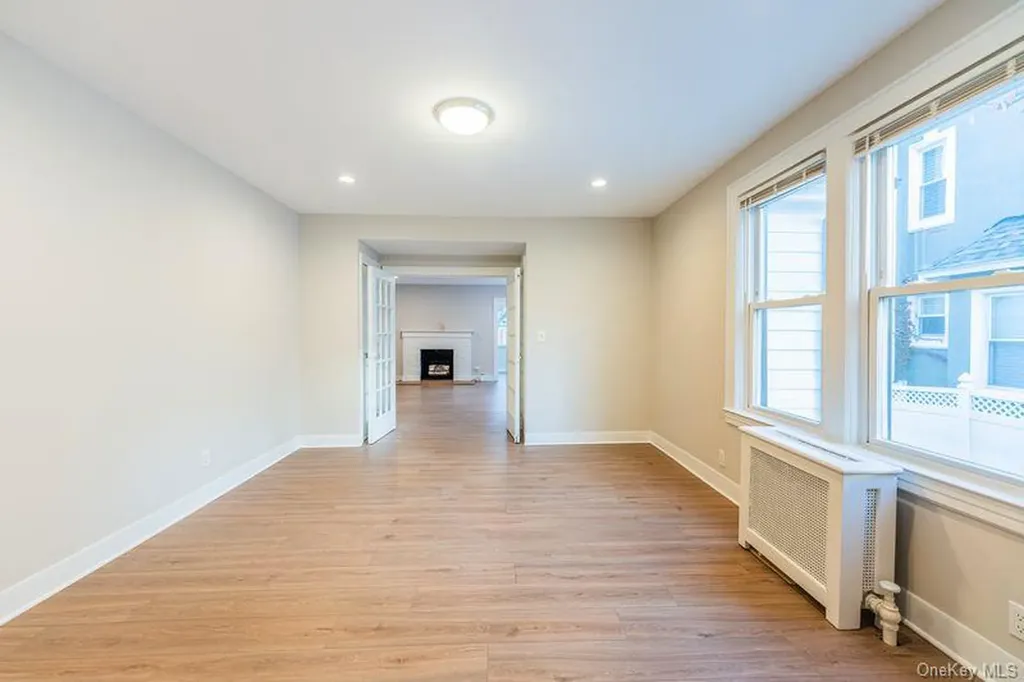 4116 169th Street Flushing NY 11358