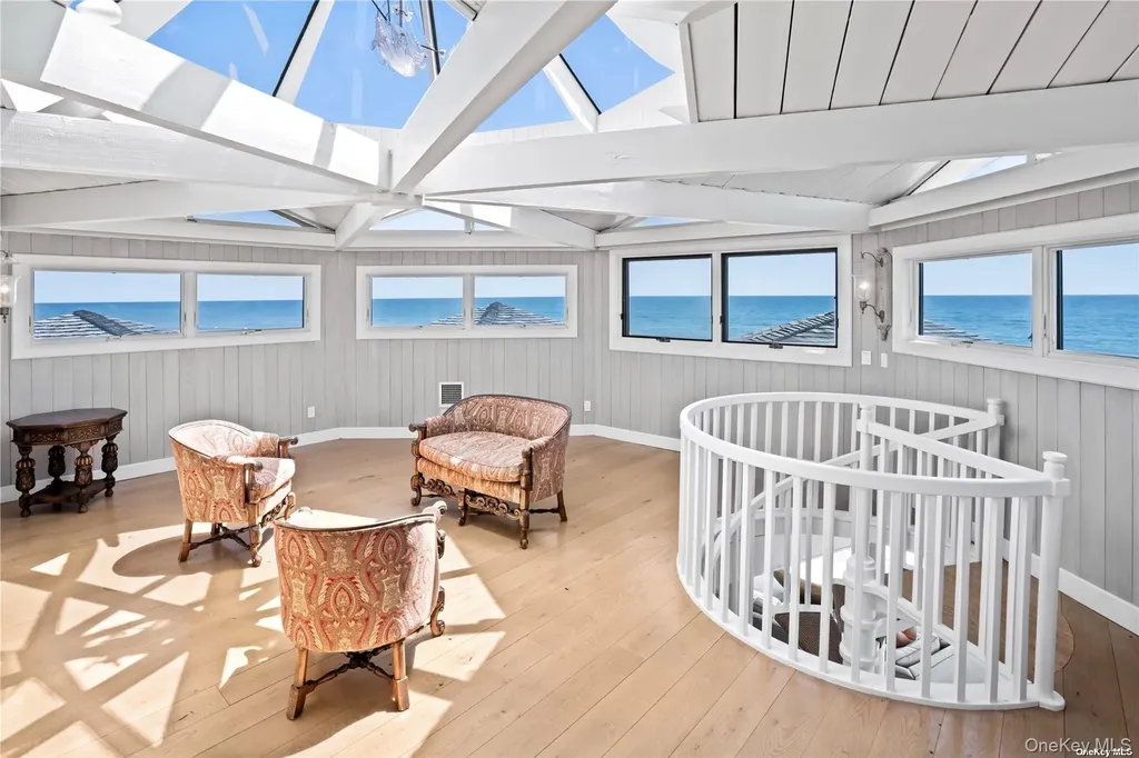 174 Dune Road Quogue NY 11959