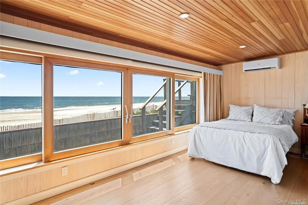 174 Dune Road Quogue NY 11959
