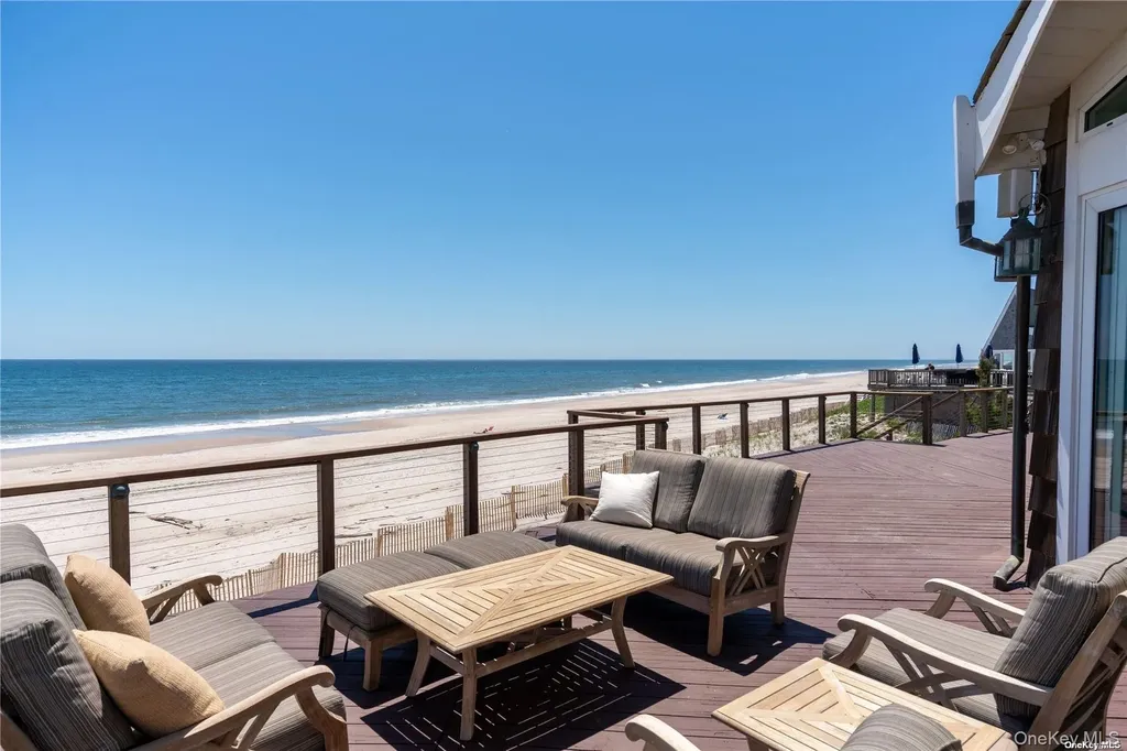 174 Dune Road Quogue NY 11959