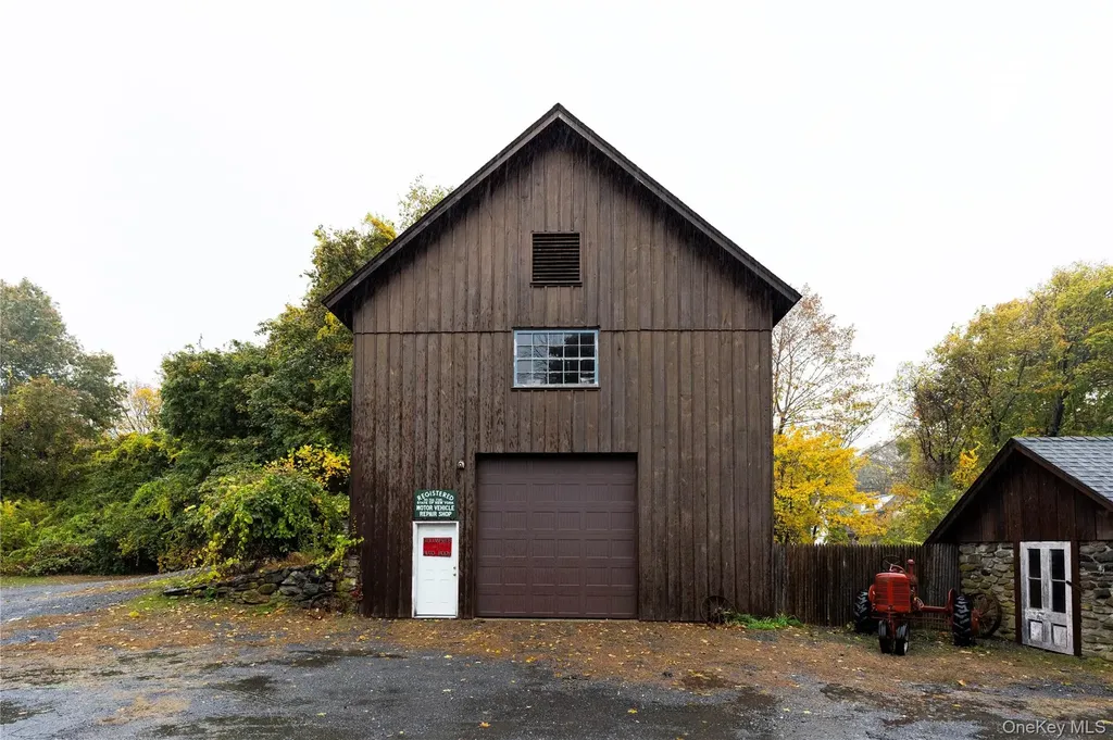 371 Shear Hill Road Carmel NY 10512