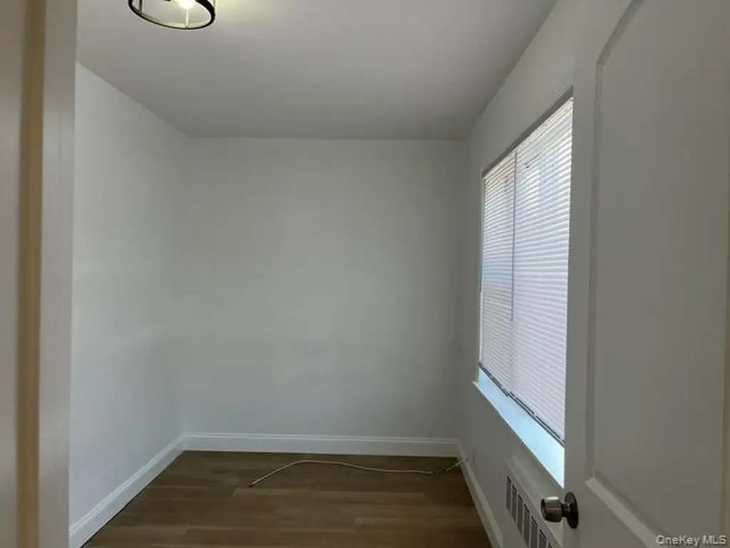 46-05 158 Street Flushing NY 11358