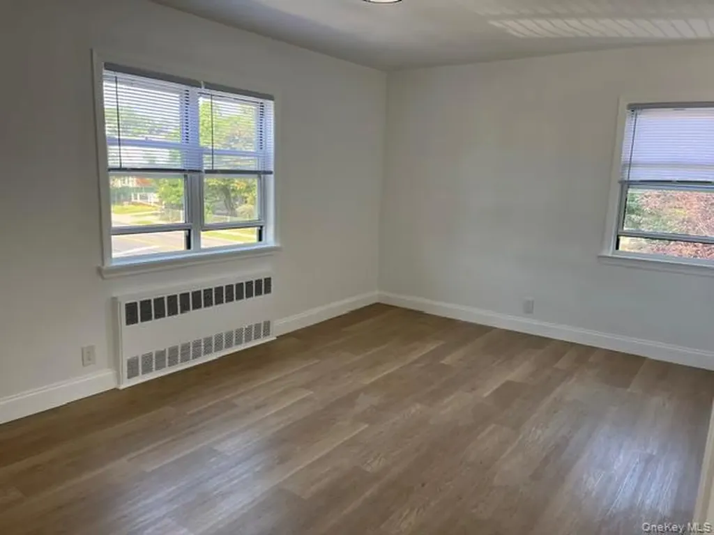 46-05 158 Street Flushing NY 11358