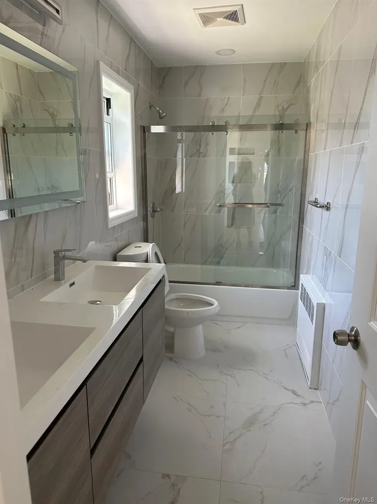 46-05 158 Street Flushing NY 11358