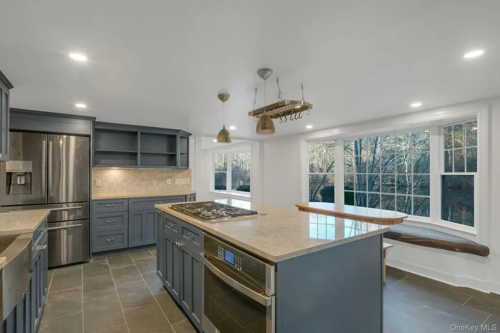 1364 Spring Valley Road Ossining NY 10562